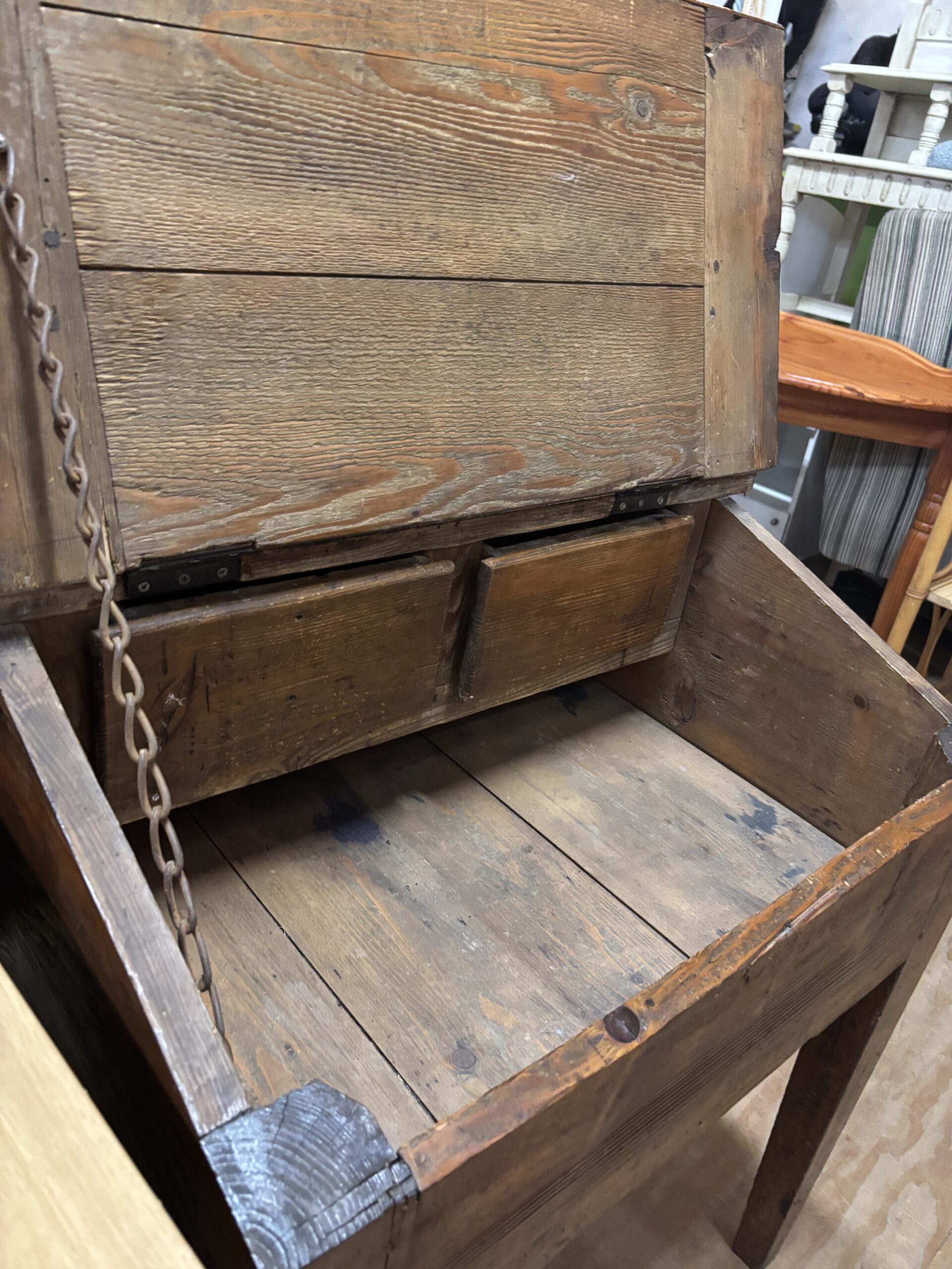 Rustic Pine Lift-Top Storage Bench / Toy Box Table - Image 3
