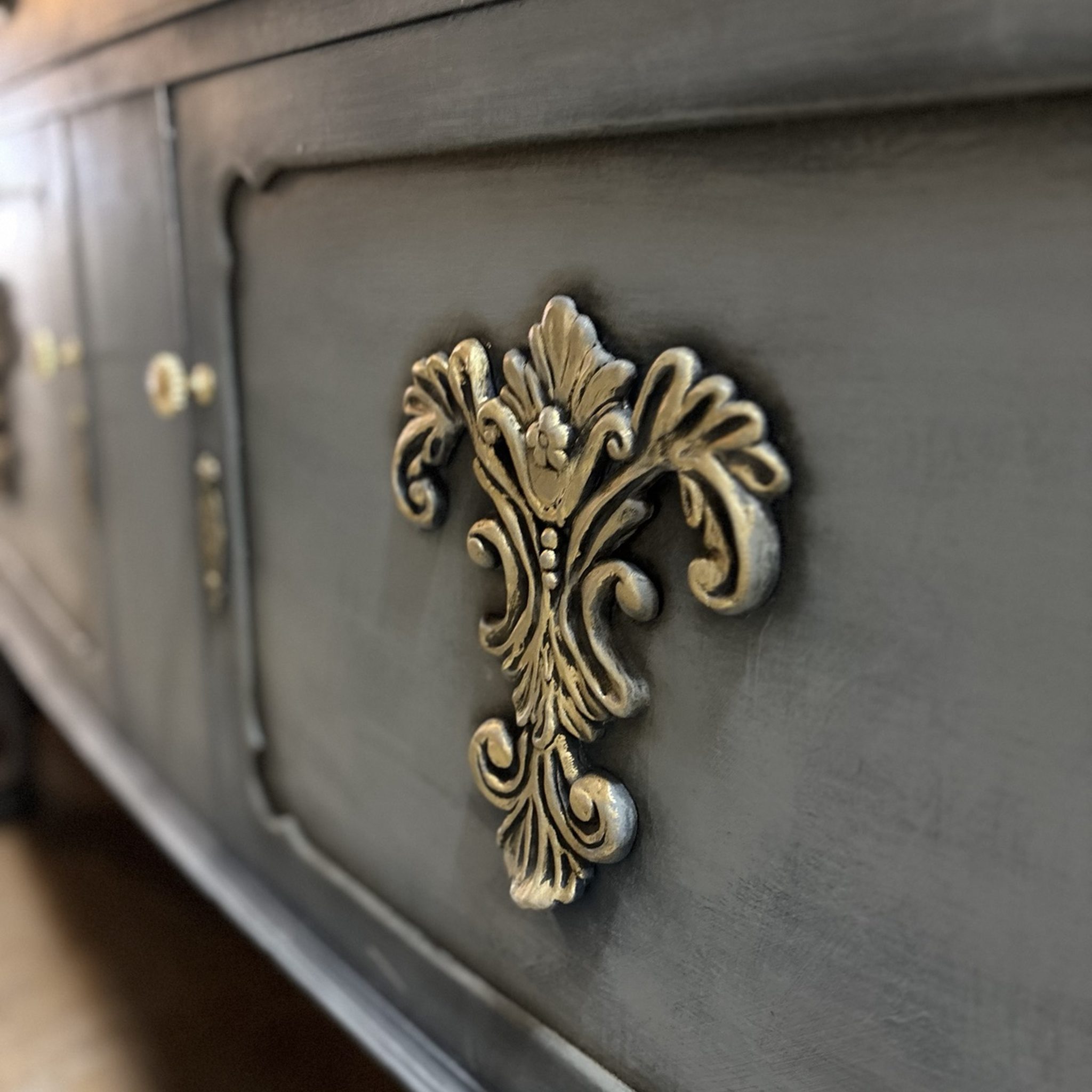 Upcycled Blue Sideboard with Gilt Detail - Image 9
