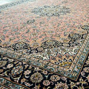 Hand-Tufted Persian-Style Peach & Navy Area Rug 300 x 200 cm