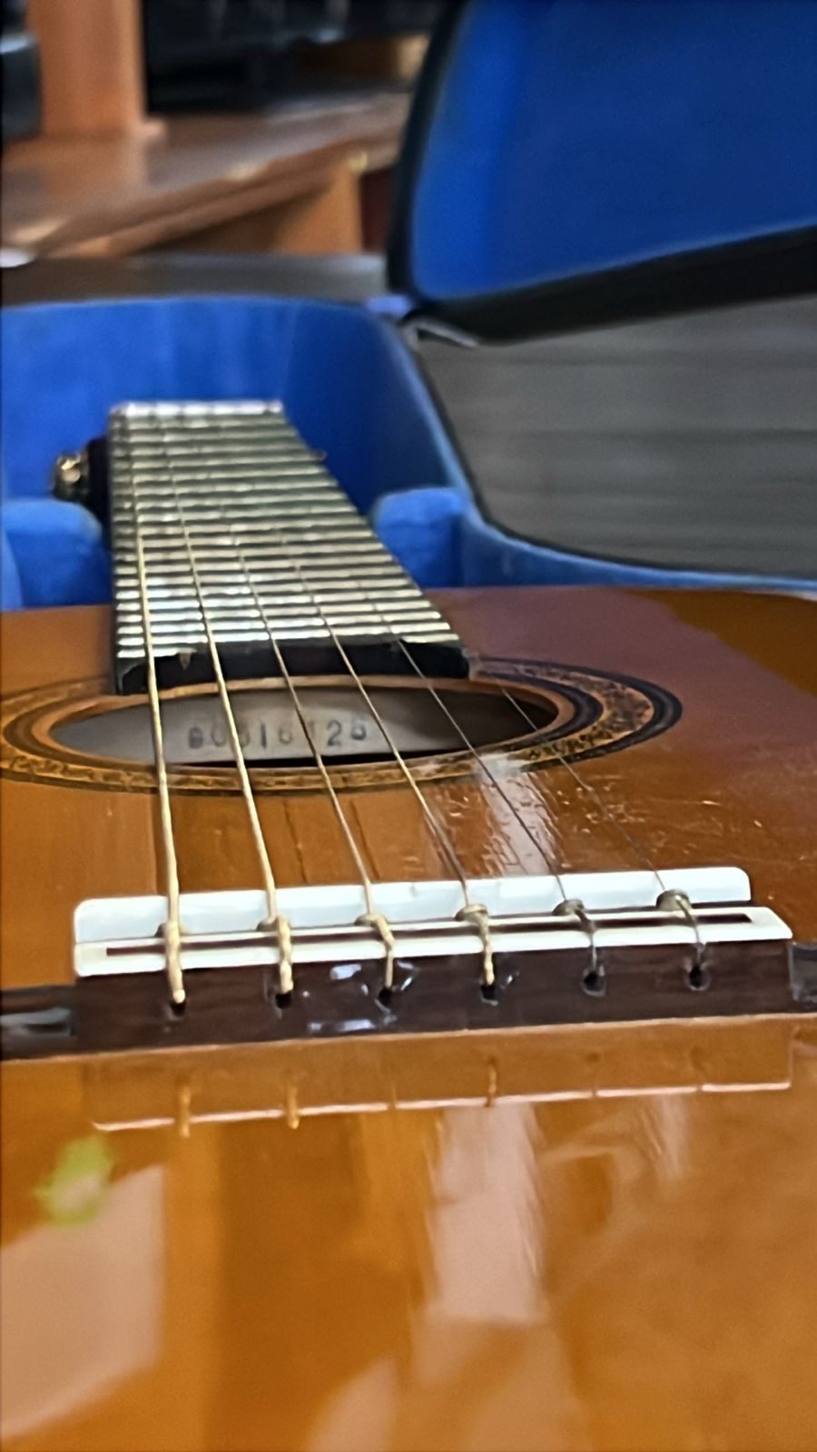Yamaha G-235 Classical Acoustic Guitar with Hard Case - Image 3