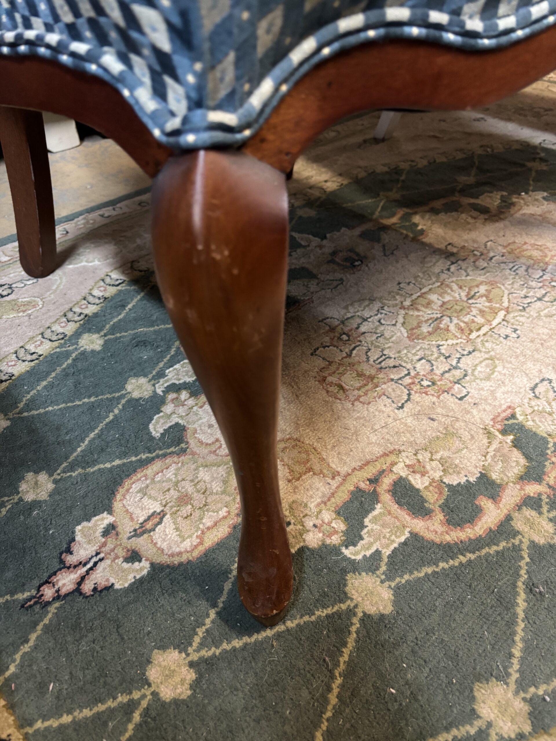 Blue Queen Anne Tufted Armchair - Image 4