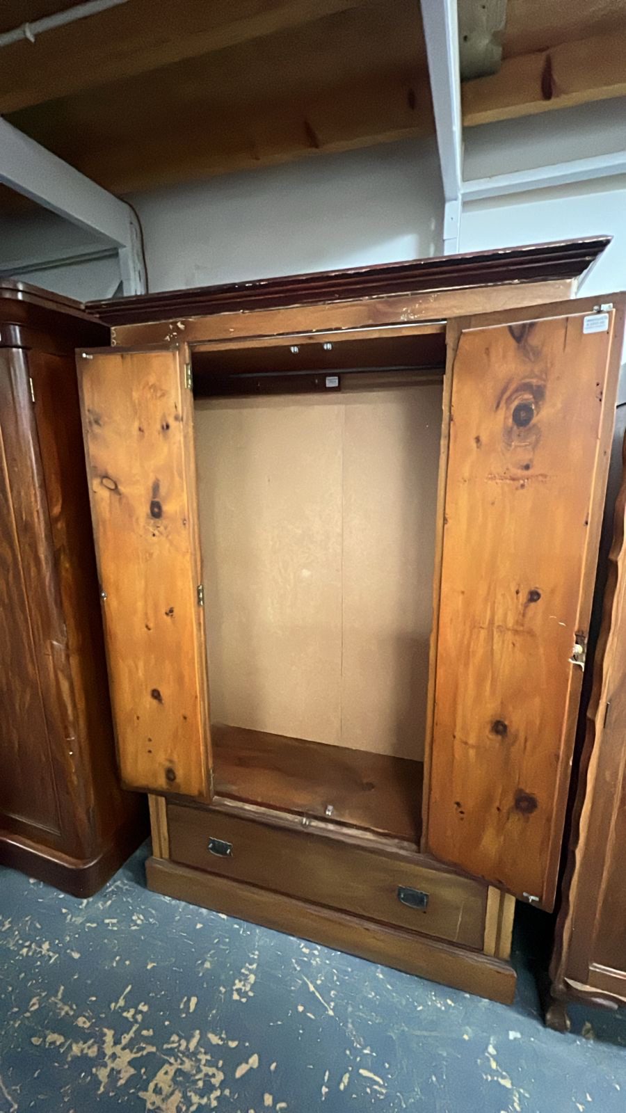 Rustic Pine & Mirror Double Door Wardrobe with Drawer - Image 6
