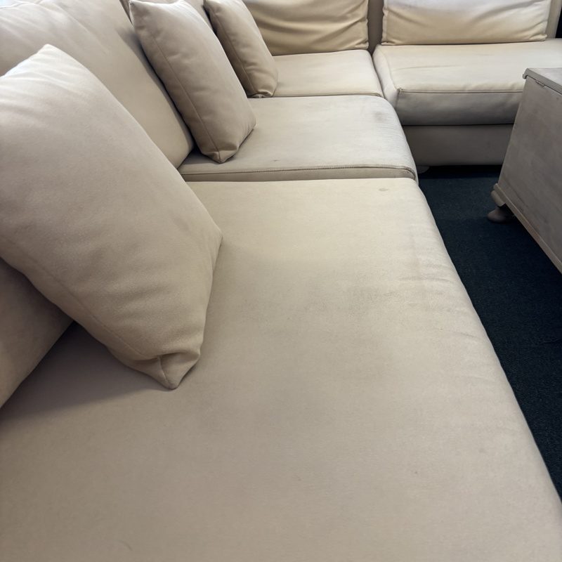 Beige L-Shape Lounge Suite with Scatter Cushions - Image 4