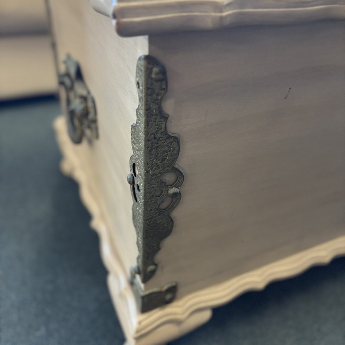 Vintage Painted Blanket Chest with Ornate Metal Hardware - Image 5