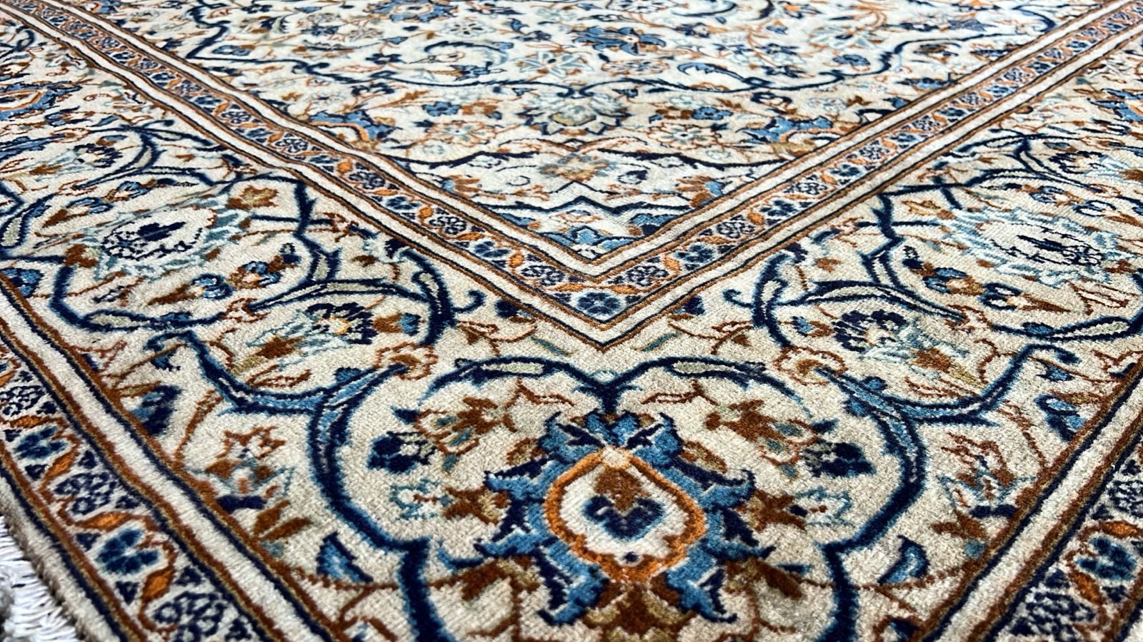 Hand-Knotted Persian Ardabil Carpet (293 x 193 cm)