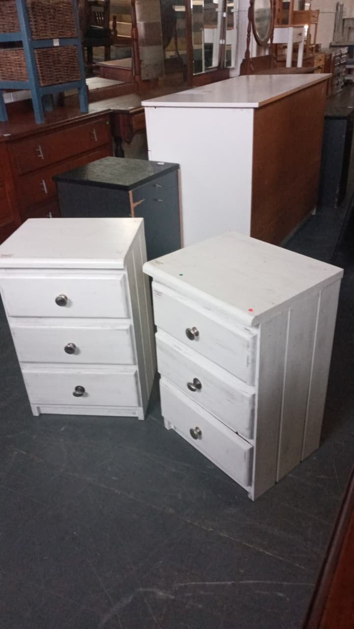 Pair of White Rustic 3-Drawer Bedside Pedestals