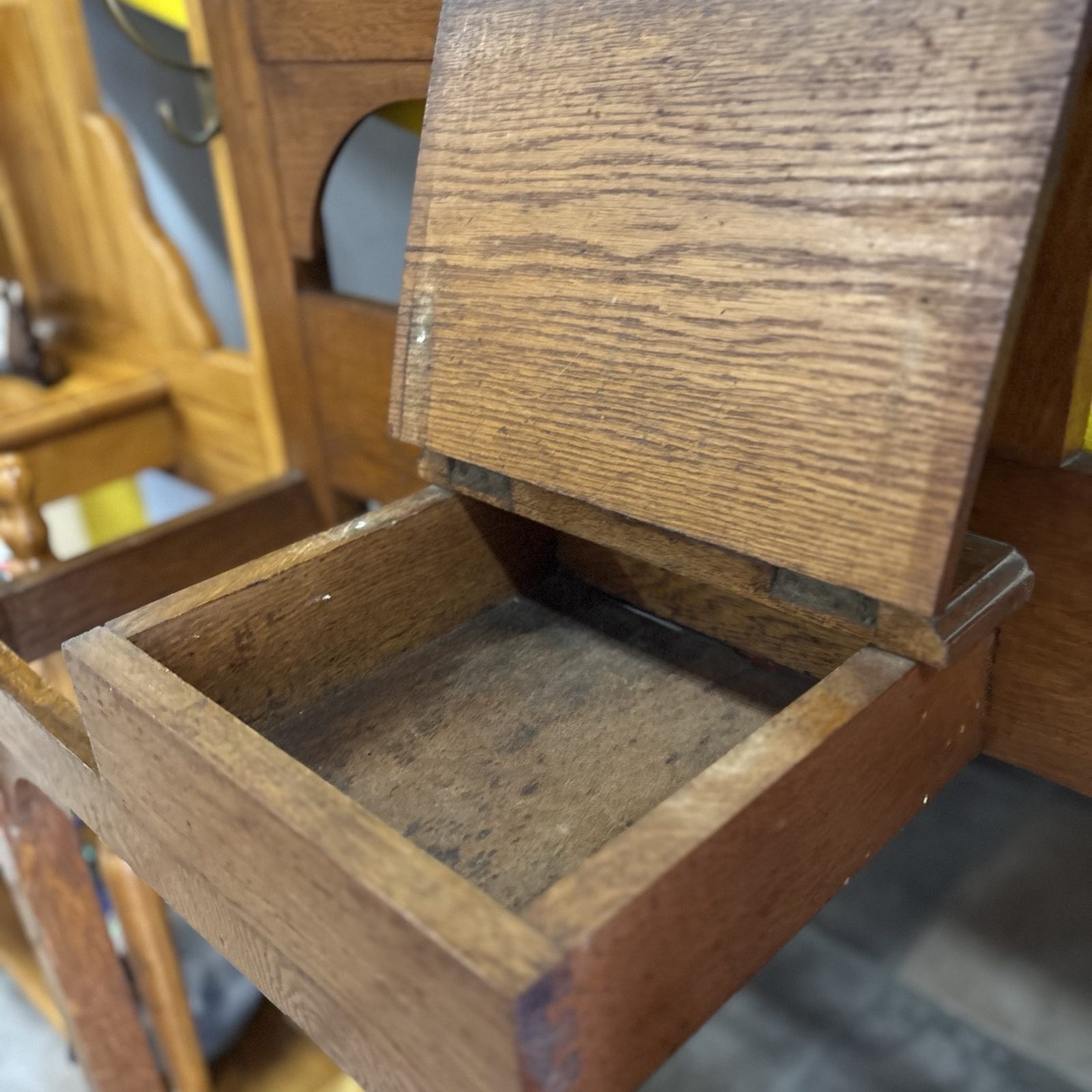 Oak Arts & Crafts Hall Stand with Mirror and Umbrella Tray - Image 3