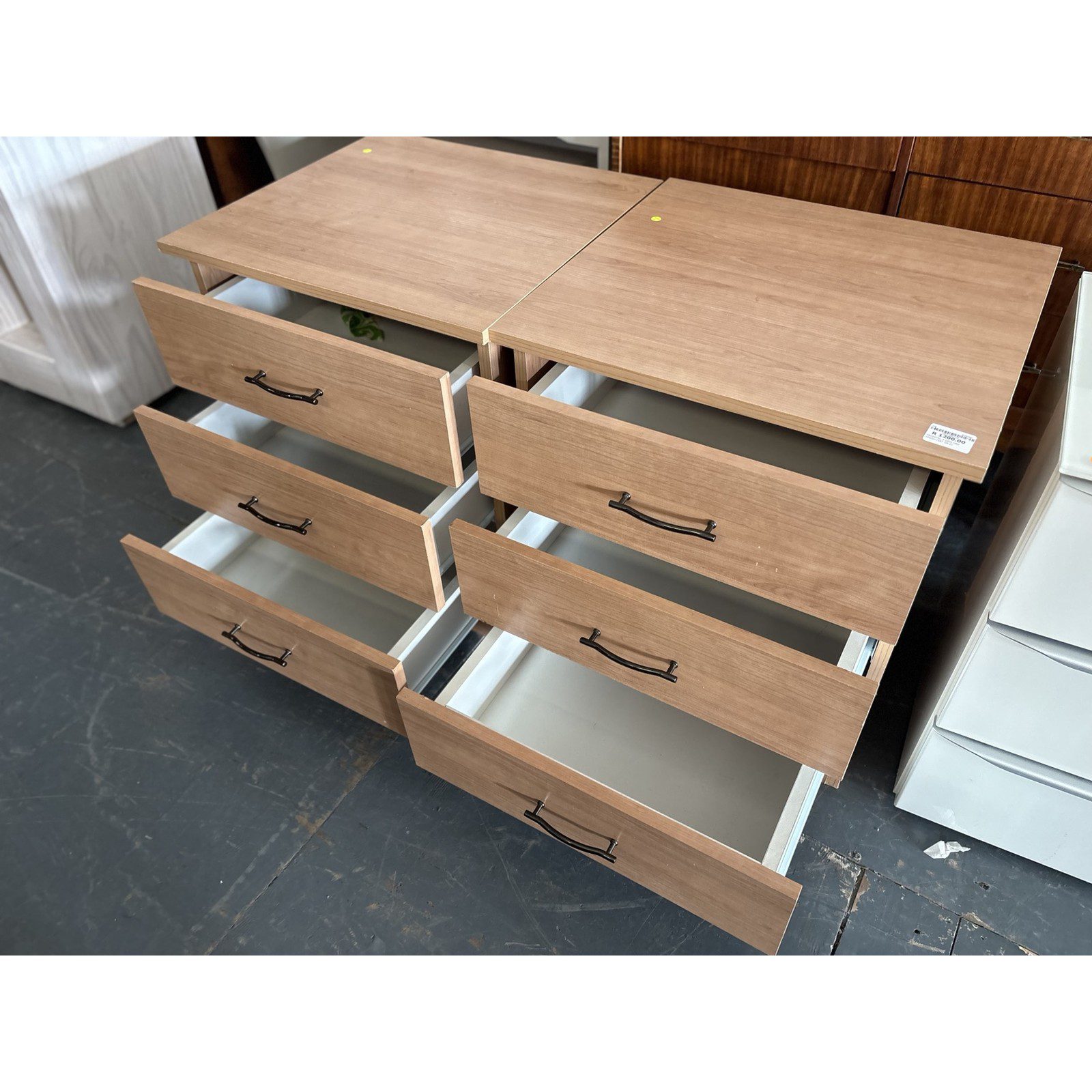 Oak Finish 3-Drawer Pedestals (Set of 2) - Image 4