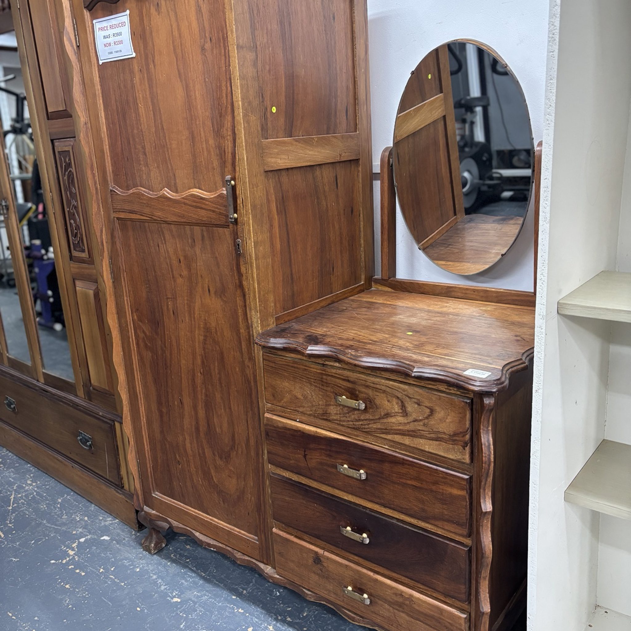 Solid Wood Wardrobe with Dressing Table & Mirror - Image 5
