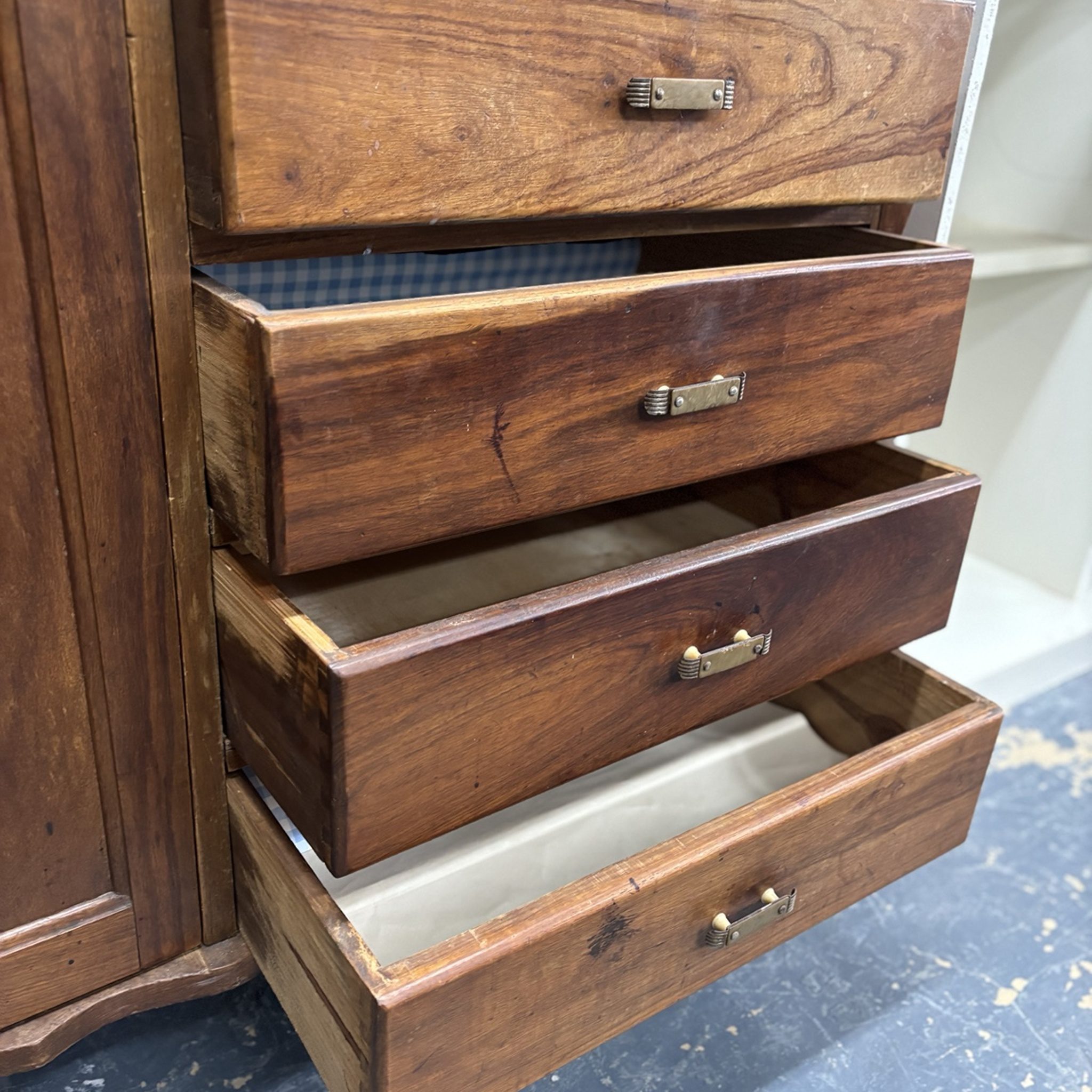 Solid Wood Wardrobe with Dressing Table & Mirror - Image 3