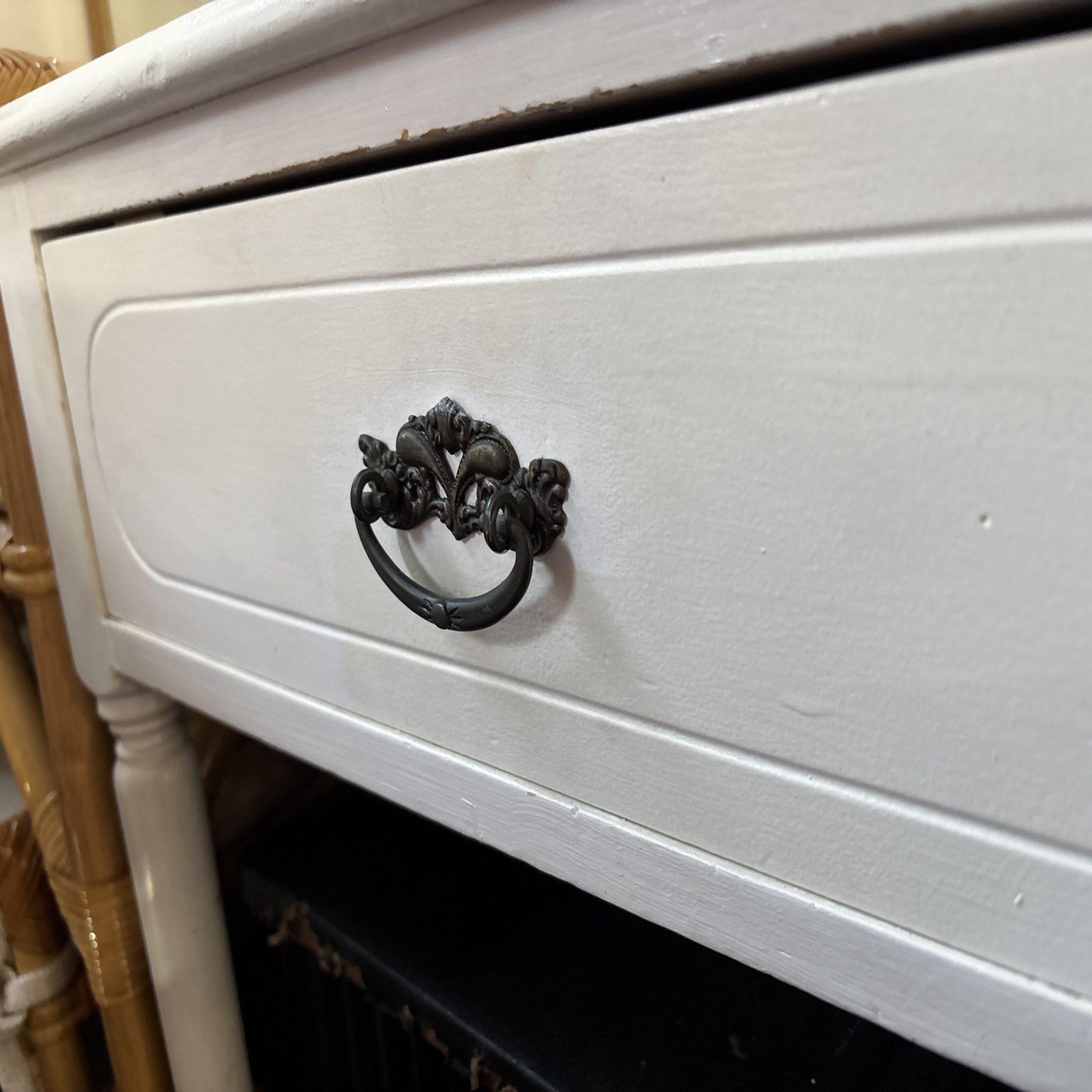 White Vintage Dressing Table with Oval Mirror & 2 Drawers - Image 5