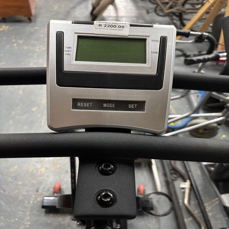 Headstart Exercise Spin Bike with LCD Display - Image 6