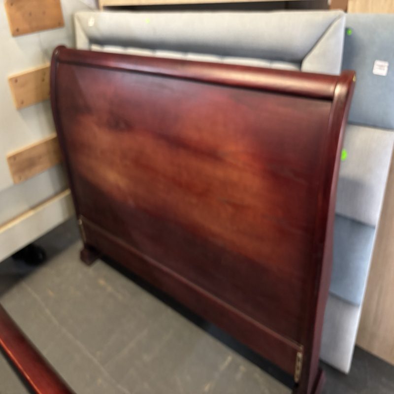 Mahogany King Sleigh Bed Frame (152cm) - Image 3